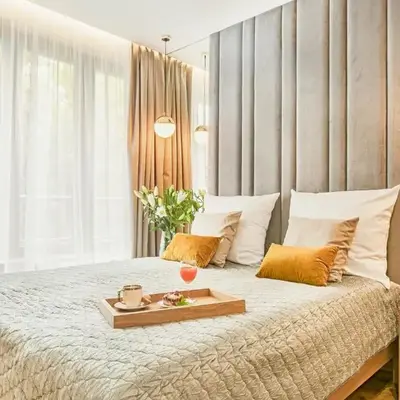 Golden Queen Apartments Old Town