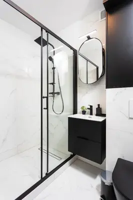 a bathroom with a sink and a shower at Cosy Corner - Kraków, Krowodrza - by Upstairs in Kraków