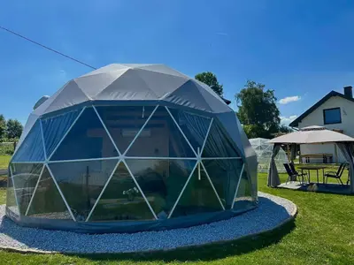 a iglooificialificialificialificialificialificialificialificialificialificialificialificialificial at Glamp Delux Ojcowski Park Narodowy in Wola Kalinowska