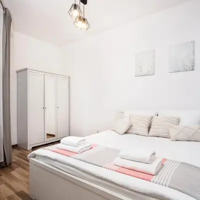 City of the Kings-Camomile Apartment