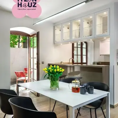 Tyzenhauz Villas