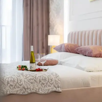Exclusive Royal Apartment
