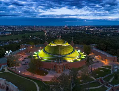 an overhead view of a building with a green roof at Apartament Piccolo in Kraków