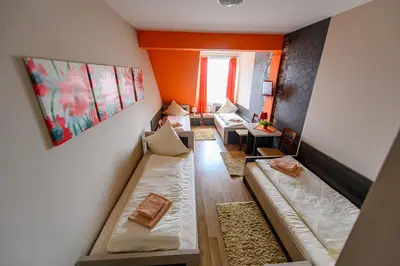 an overhead view of a living room with two beds at Hotel Restauracja Sara in Laskowa