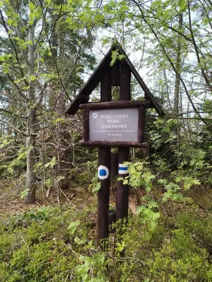 a sign in the middle of a forest at Wypoczynek u Agnieszki in Ochotnica Górna