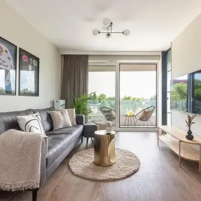 River Side Residence 3/18