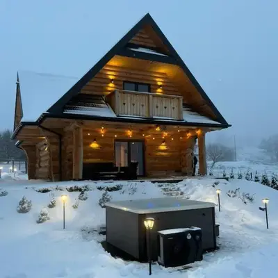Domek w górach z balią jacuzzi Asina Chata Zawoja