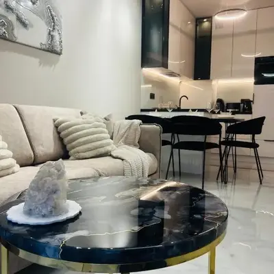 Crystal Luxury Apartment with Free Parking in Cracow for 4 Guests
