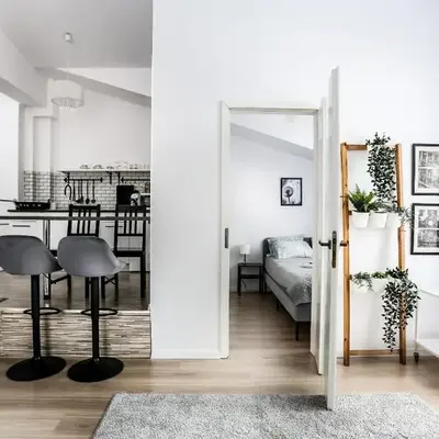 Fully-furnished Apartment with Air Conditioning for families