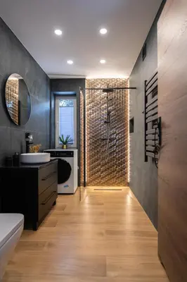 a bathroom with a tub and a sink and a shower at Owocowe Wzgórze in Tęgoborze