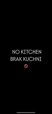 a sign that says no kitchen break kiwi at Rooms in City Center Kraków in Kraków
