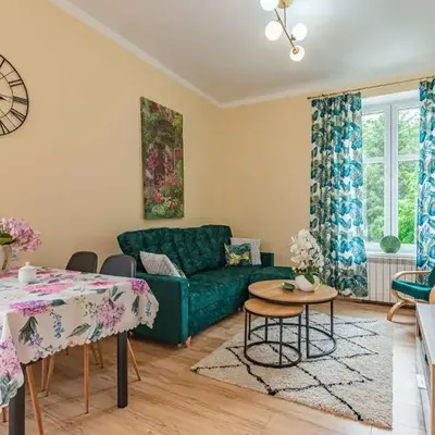 Apartament 45m2 - Sunny&Quiet - VERY CLOSE to Auschwitz Museum !