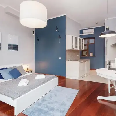 Main Square Apartment - Old Town
