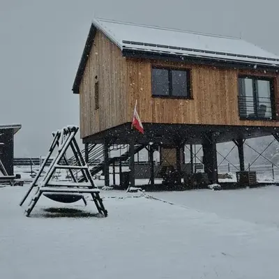Natur House Beskidy - dom z drzewa księżycowego z SAUNĄ i BALIĄ Jacuzzi!!