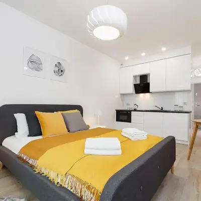 Studio with balcony - Rajska 3 Street