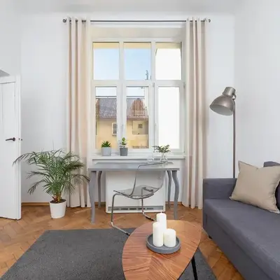 Apartment with balcony - Paulinska 8 street
