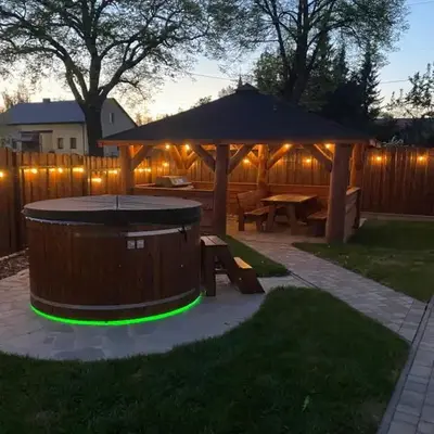 Zander Village Zator