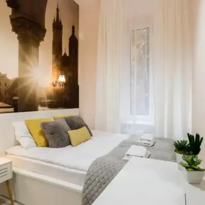 One Bedroom Apartment - Dluga 30 street