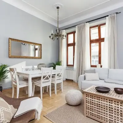 Main Square Apartment - Private Parking - Św Krzyża 16
