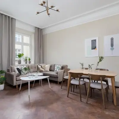 3 bedroom Apartment with the balcony - Rejtana 10