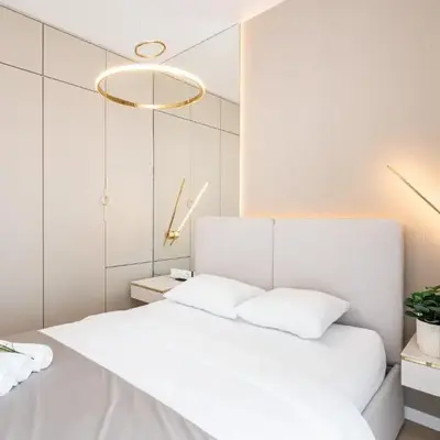 Glossy Apart G30