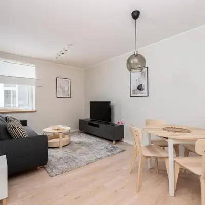 Old Town Modern Apartment by BookingHost