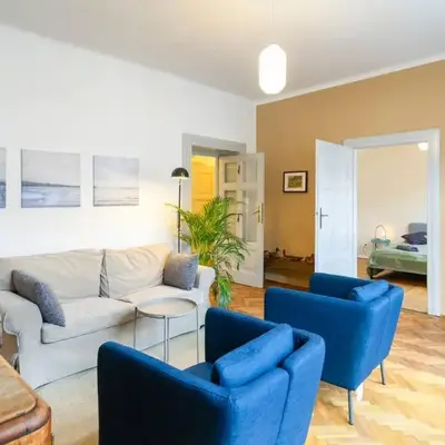 Vintage Charm-3 Bedrooms-Old Town