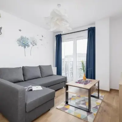 Nowoczesny Apartament w Krakowie z Klimatyzacją i Parkingiem by Noclegi Renters