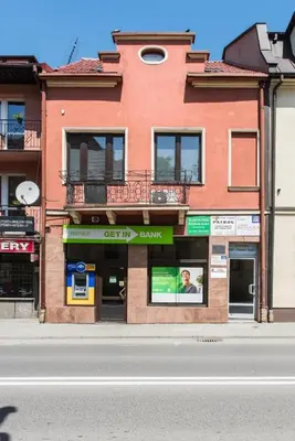 a building on the side of a street at Apartament Solny Wieliczka Centrum 3 in Wieliczka
