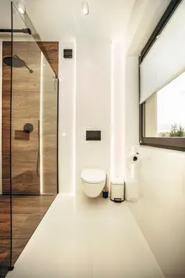 a bathroom with a toilet and a shower at Jurajski Zakątek in Skała
