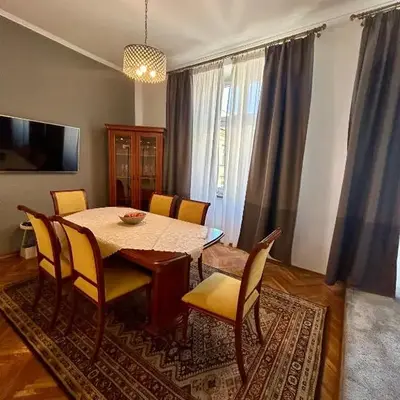 Vintage Senacka 3 Apartment