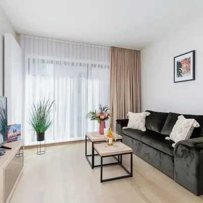 Modern Studios with Air Conditioning in Downtown Kraków by Noclegi Renters