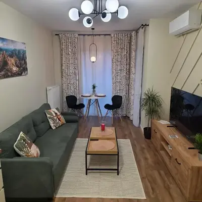 New 1-Bdrm Apt in Beautiful Kraków