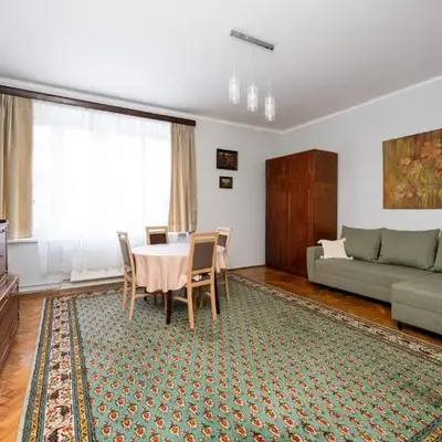 Mogilska Standard Apartment by BookingHost