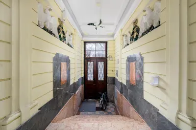 a bathroom with a shower and a toilet and a sink at Park Strzelecki Cosy Studio by BookingHost in Kraków