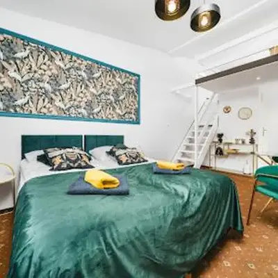 Queen Bee Apartments Krakow Old Town
