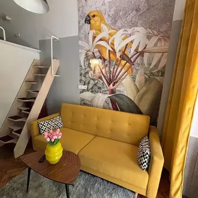 Parrot Apartment Main Station Cracow