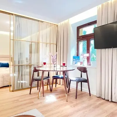 Secret Garden Kraków - Wonderful City Centre Apartment - Ground Floor - Quiet Location