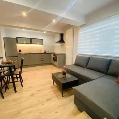 Rzeszowska 5 Apt 02