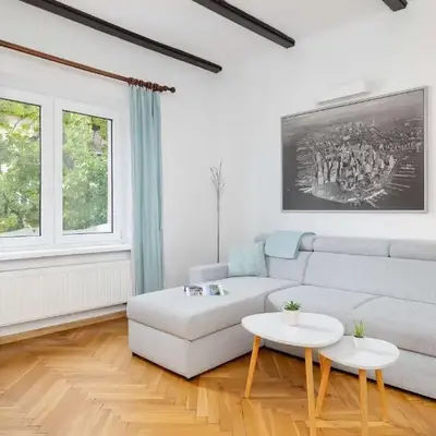 Prusa Stylish Apartment Close to the Center of Cracow by Noclegi Renters
