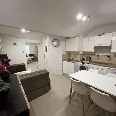 A&J Apartments