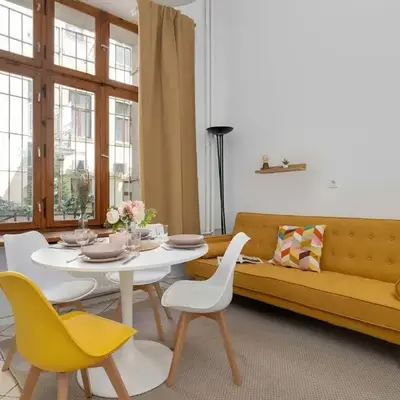 Charming Apartment with Mezzanine near Old Town in Cracow by Noclegi Renters