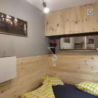 Pokój kapsułowy 7