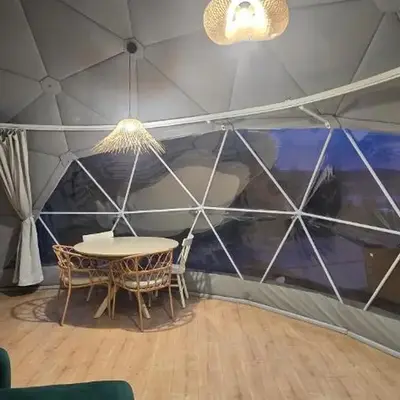 Aqua Glamp