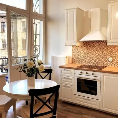 Krakowska Street Old Town Apt 16
