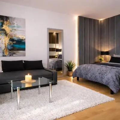 Velour Apartment - Near ICE