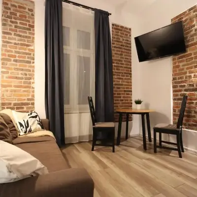 Krakow Central Vintage Apartment by Rently