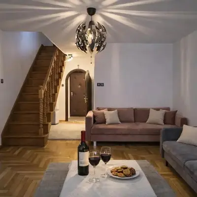 Chill Apartment with Jacuzzi