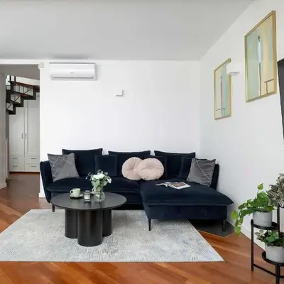 Family Two-Level Apartment with Air Conditioning by Noclegi Renters