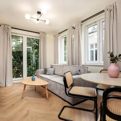 Urban Retreat - Krowoderska Apartment - by Upstairs